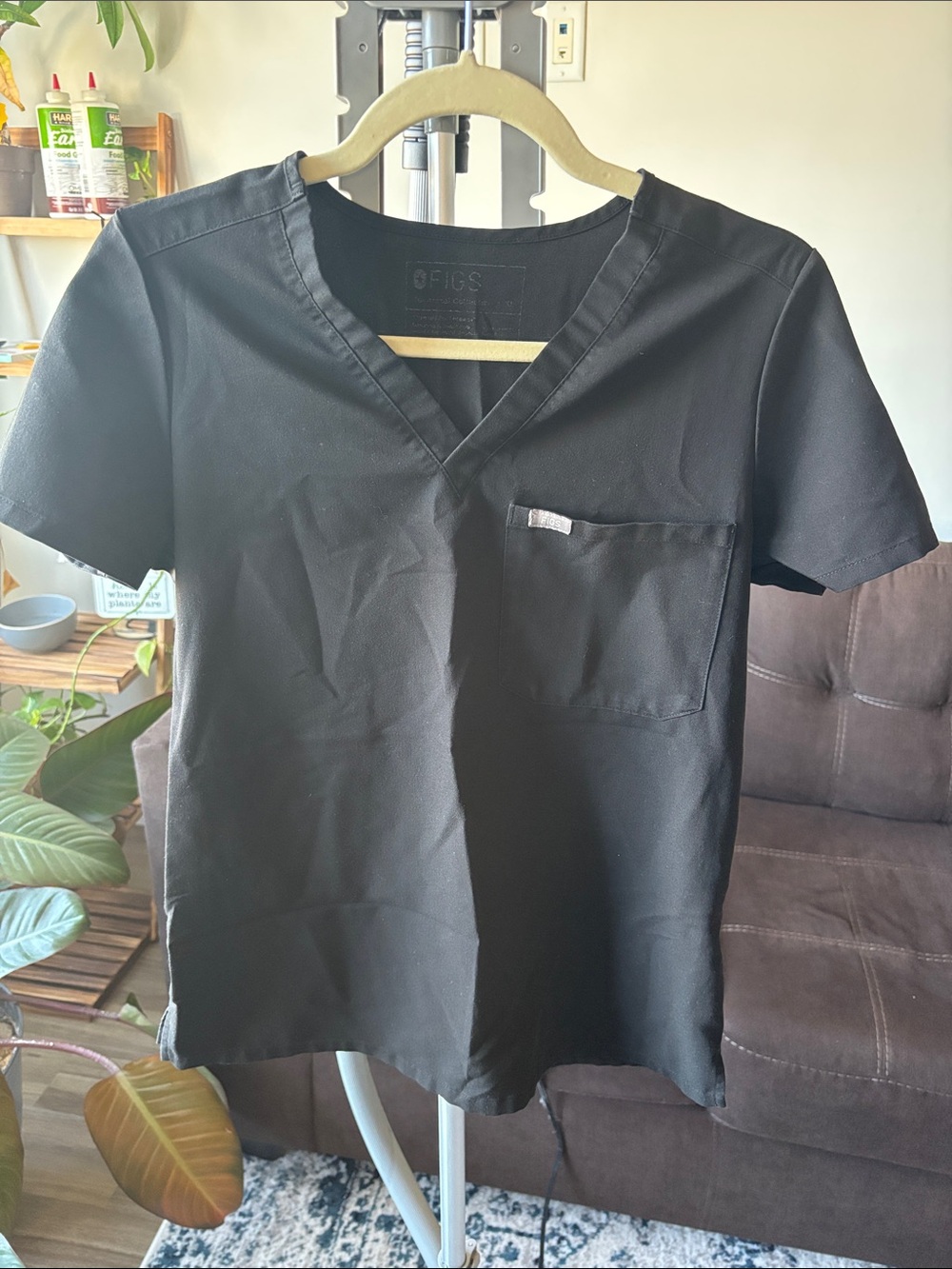 Womenās Figs Black Catarina Scrub Top